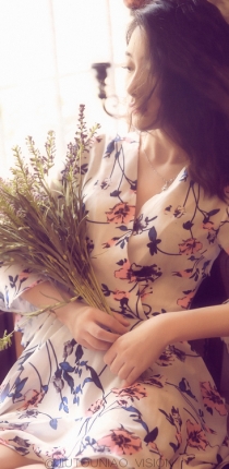 来一组人像摄影，美瞎你的眼晴，初学者的作品哦